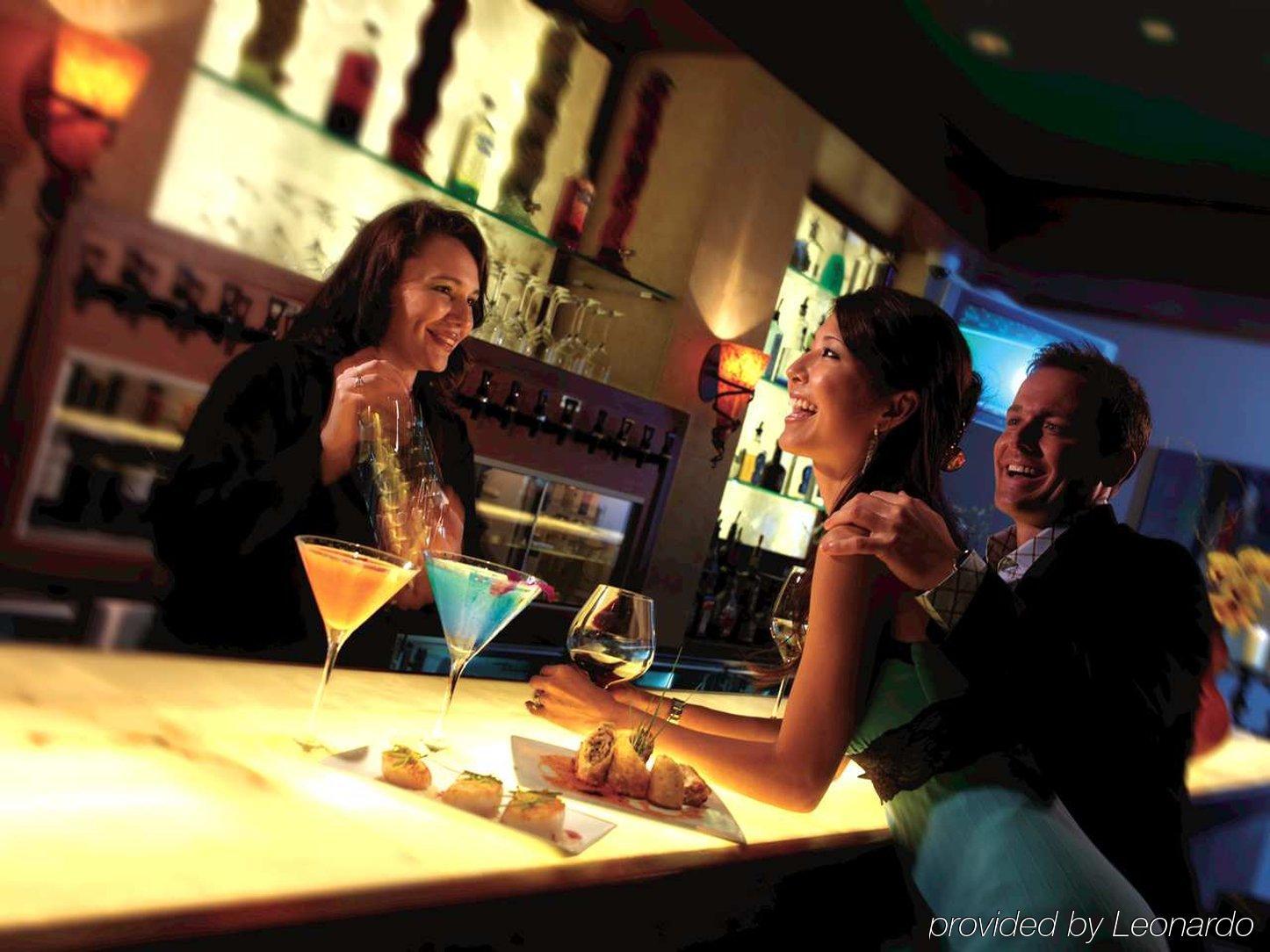 Embassy Suites Lubbock Restaurace fotografie